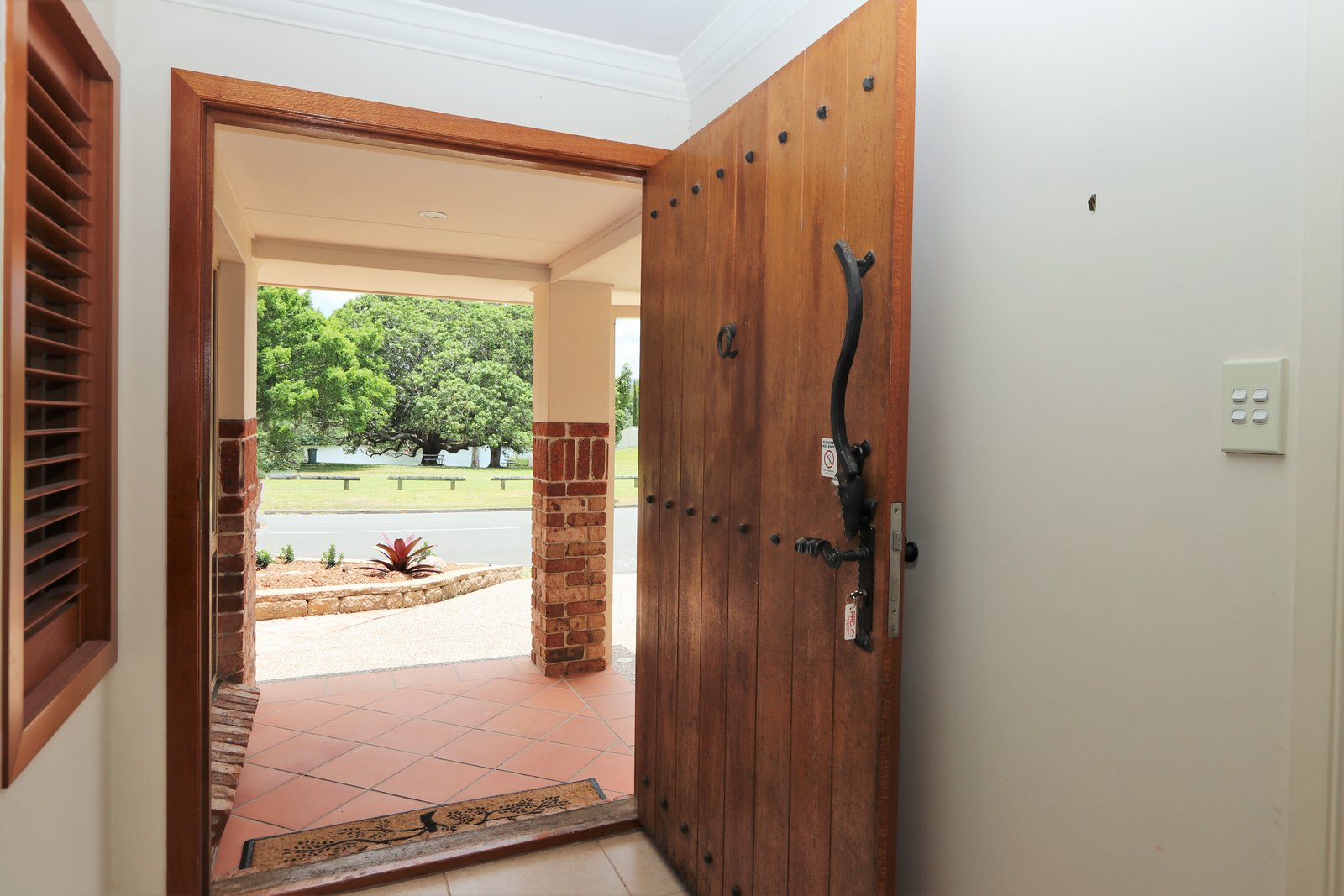 3 Kawana Crescent ASHMORE 4