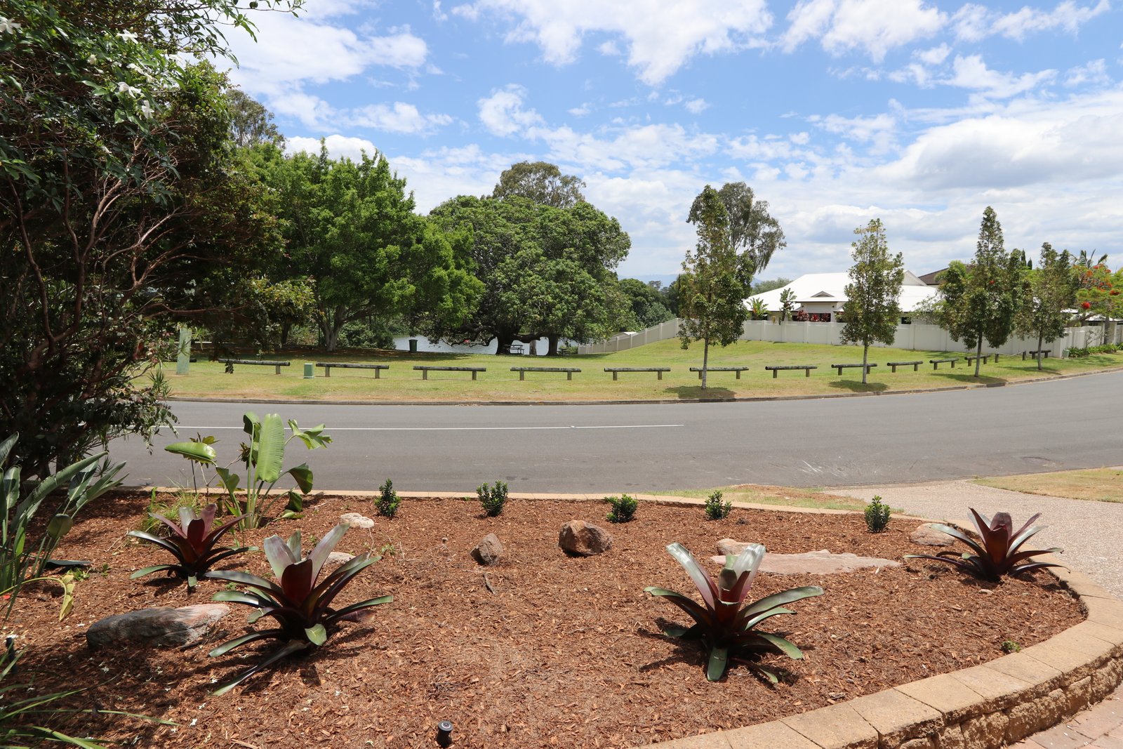 3 Kawana Crescent ASHMORE 21