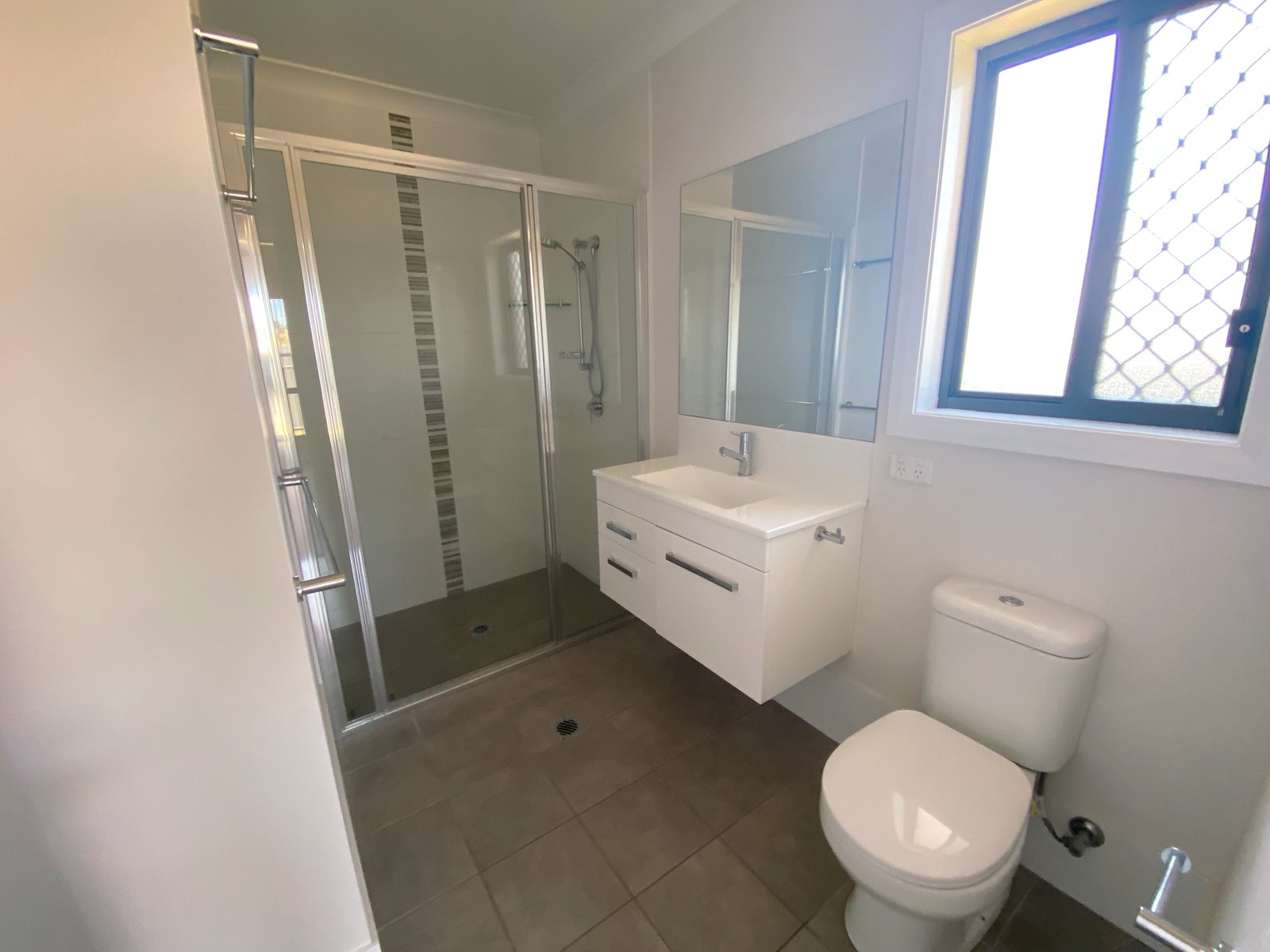 3 Kingham Street TAMWORTH 8