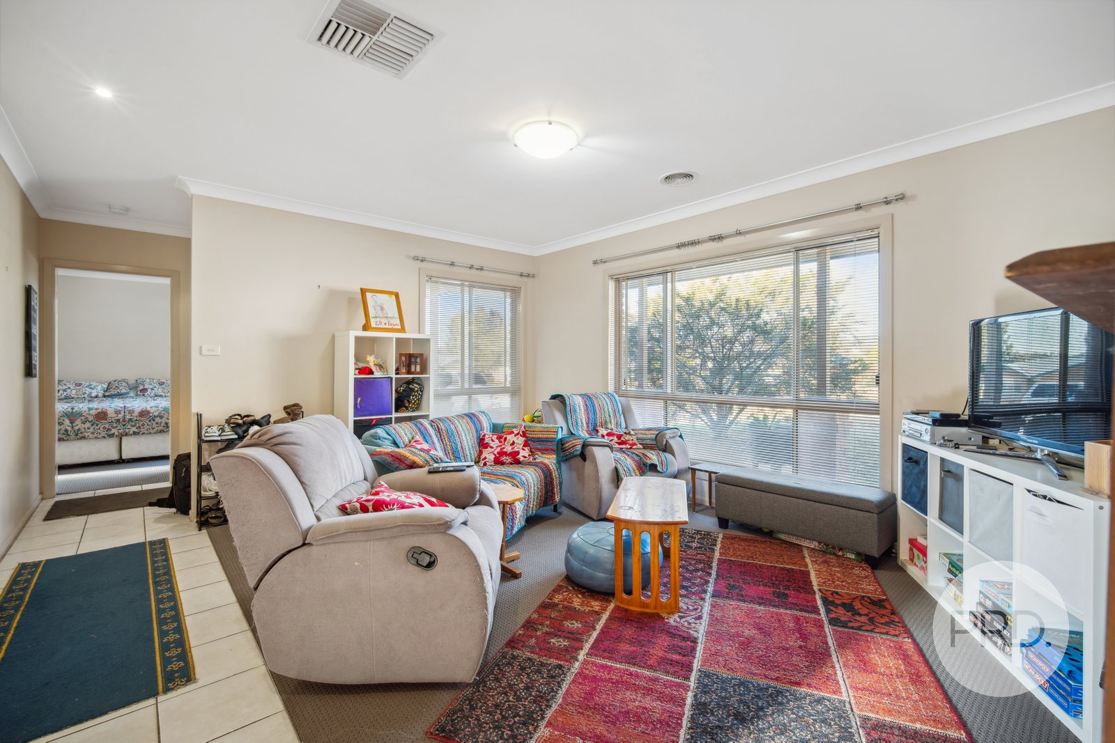 3 Kolor Place BOURKELANDS 2