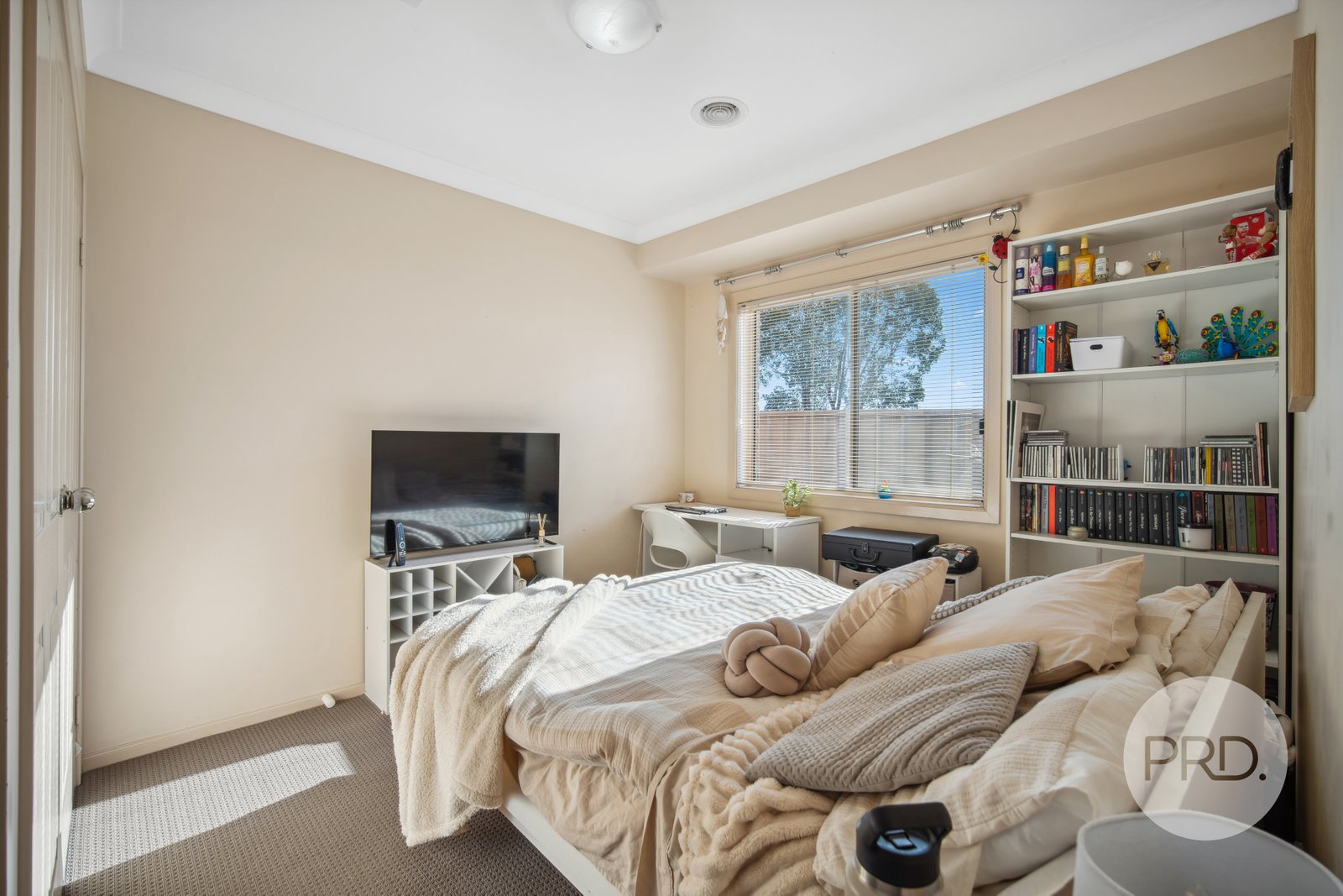 3 Kolor Place BOURKELANDS 6