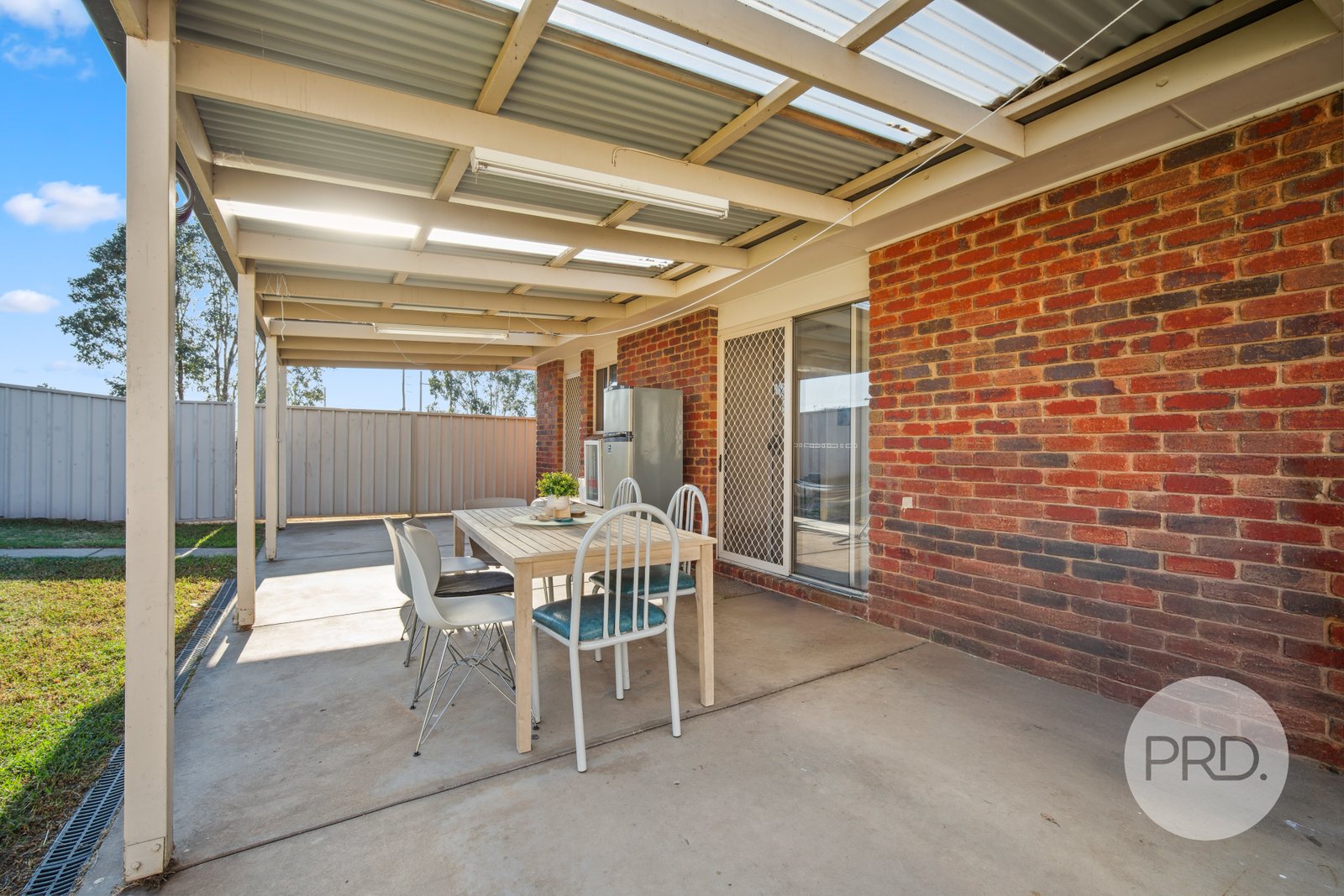 3 Kolor Place BOURKELANDS 11