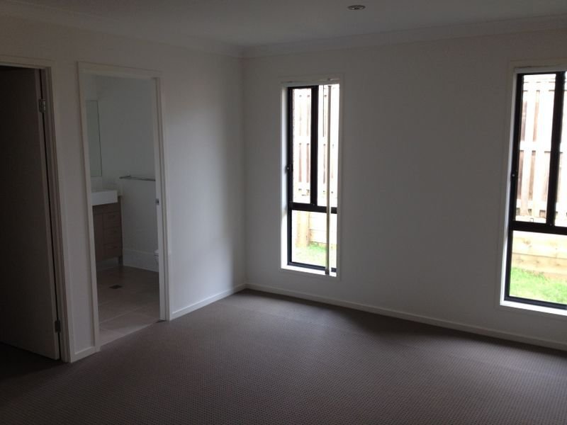 3 Koolivoo Parade BOYNE ISLAND 4