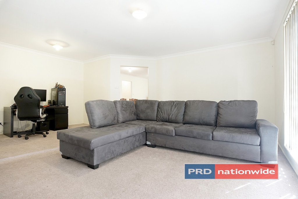3 Kukundi Drive GLENMORE PARK 2