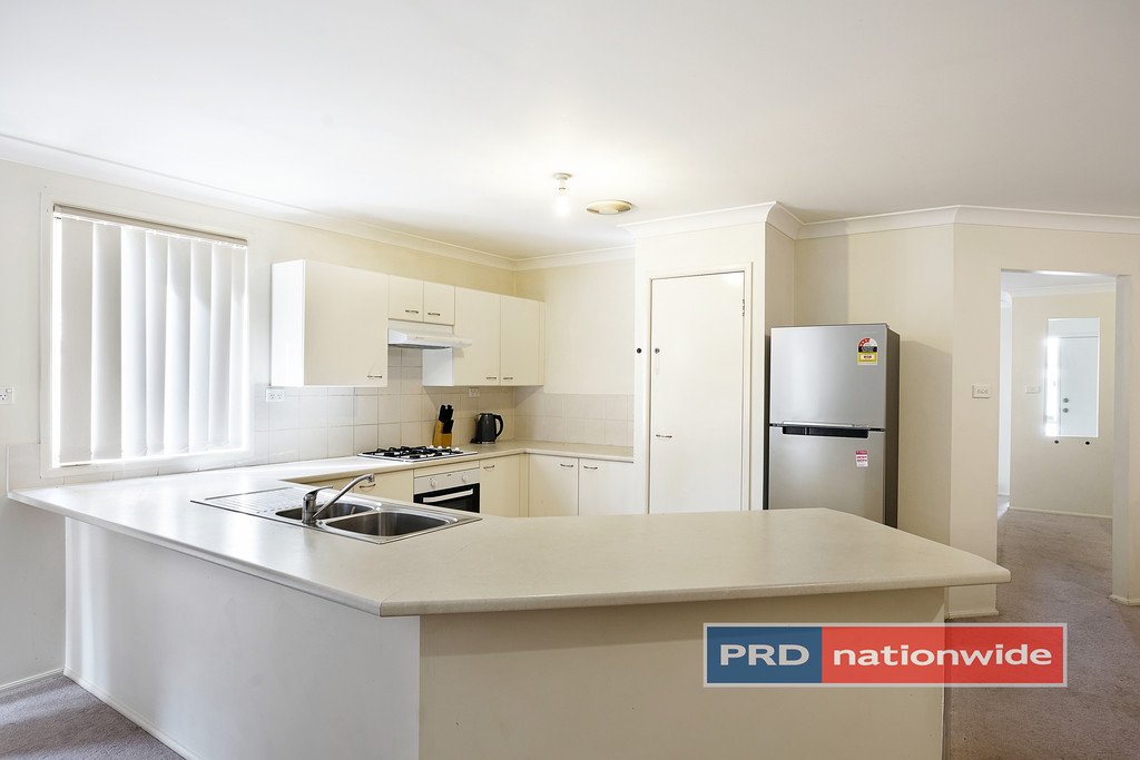 3 Kukundi Drive GLENMORE PARK 3