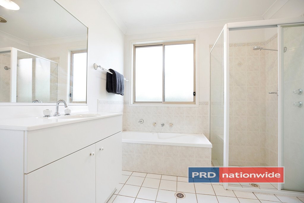 3 Kukundi Drive GLENMORE PARK 4