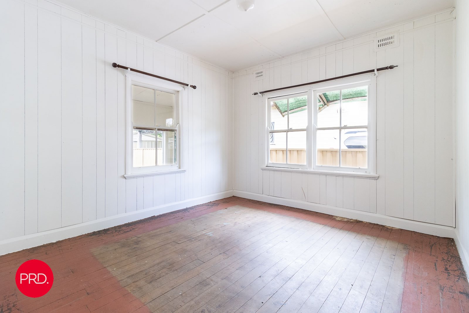 3 Kurrajong Street CAPTAINS FLAT 4