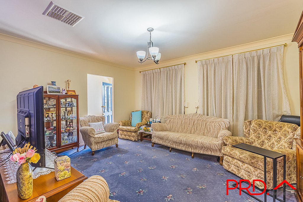 3 Kurria Close TAMWORTH 3