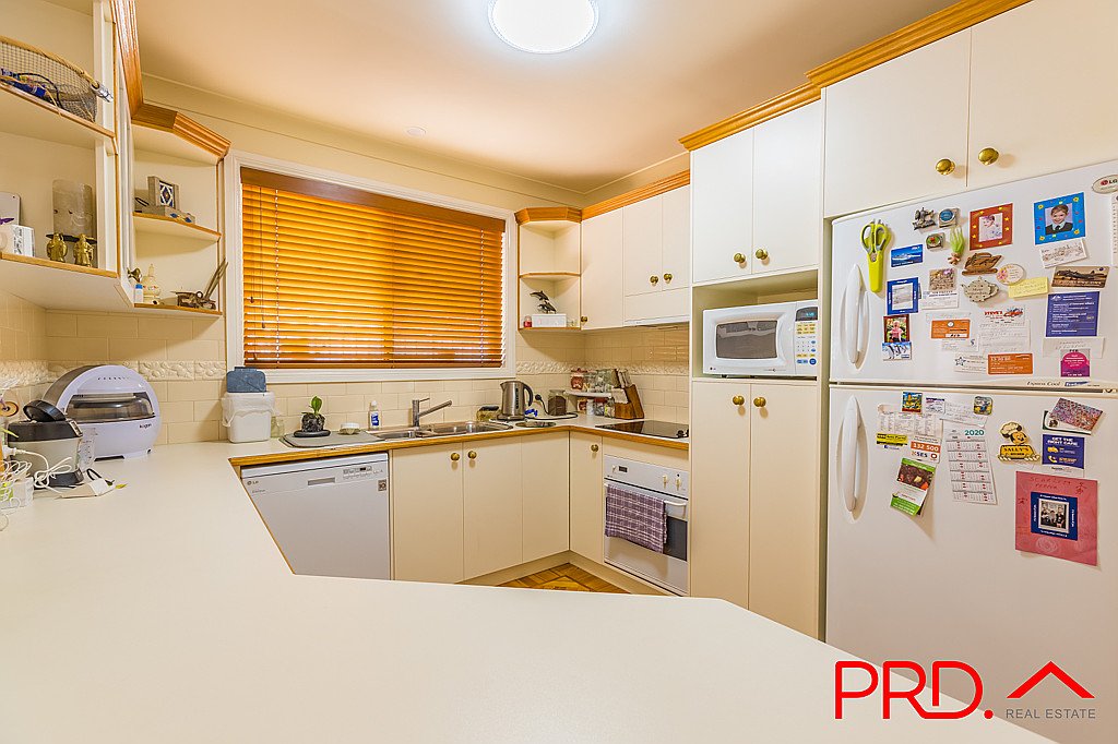 3 Kurria Close TAMWORTH 5