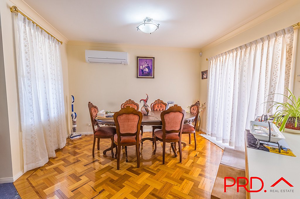 3 Kurria Close TAMWORTH 6