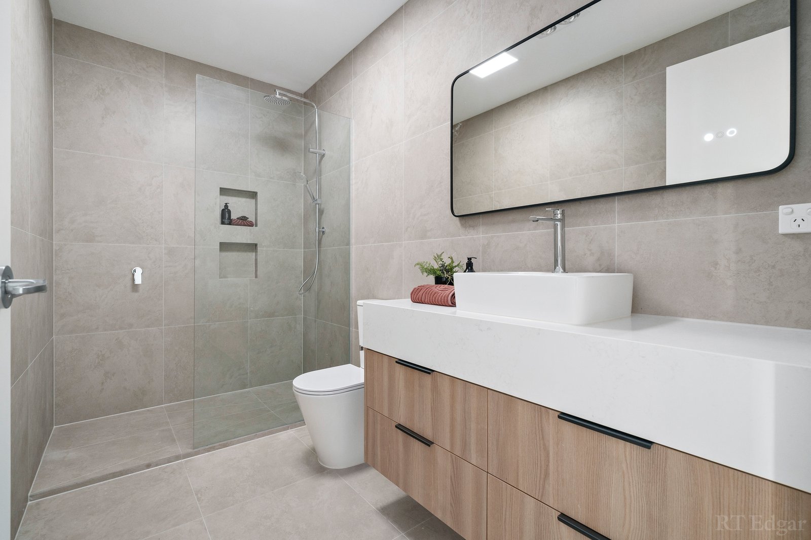 Real Estate and Property in 3 Kyora Drive, Kew East, VIC