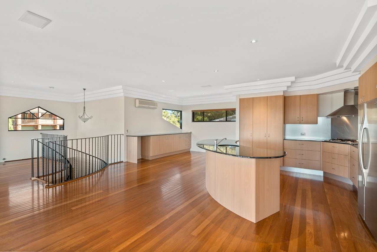 3 Lagoona Close KORORA 13