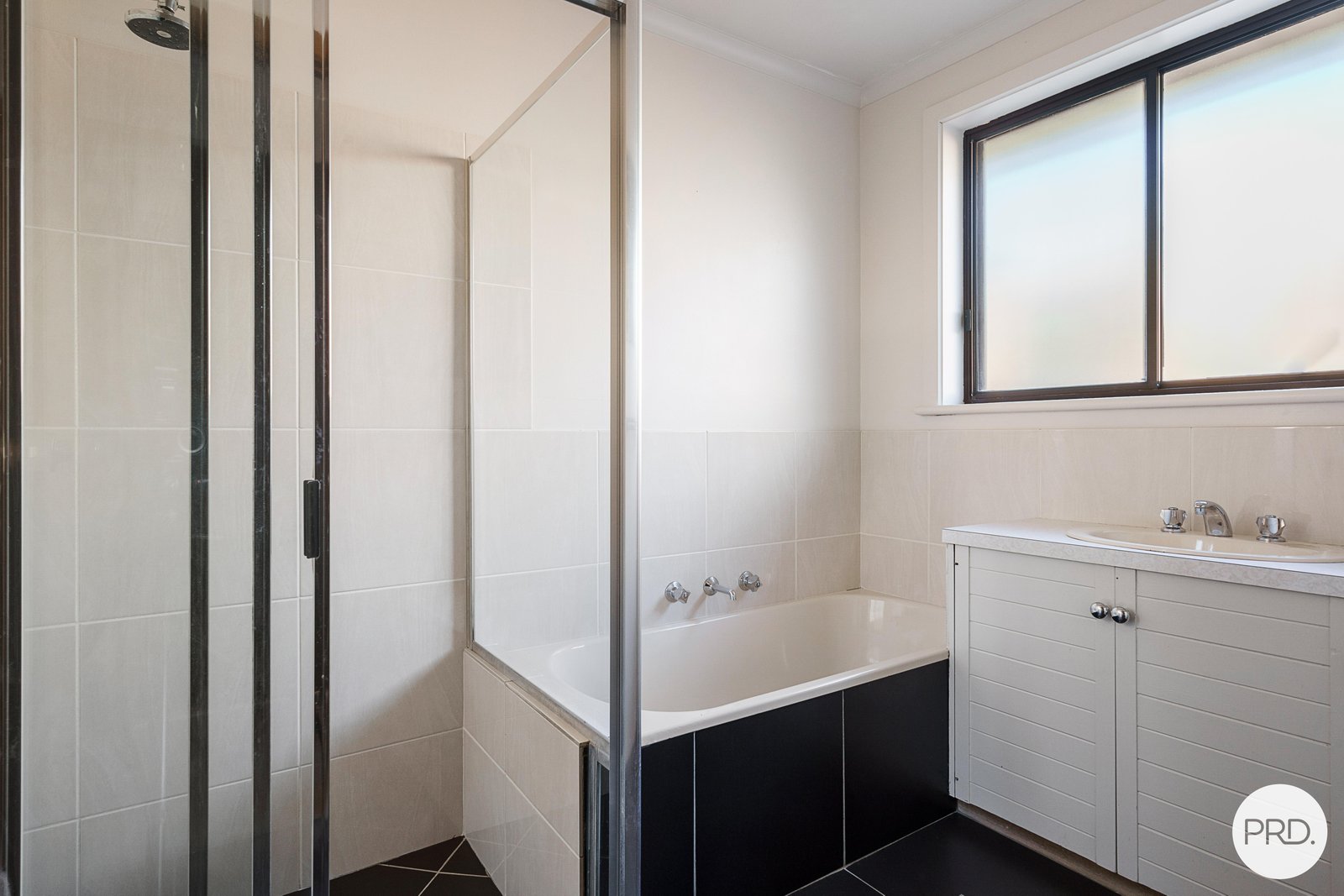 3 Lake Drive BELLBRIDGE 8