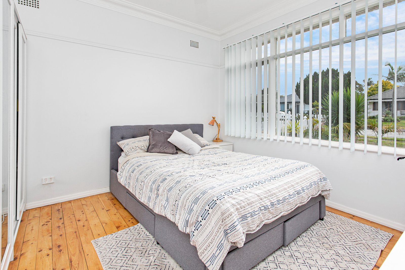 3 Lakelands Drive DAPTO 5