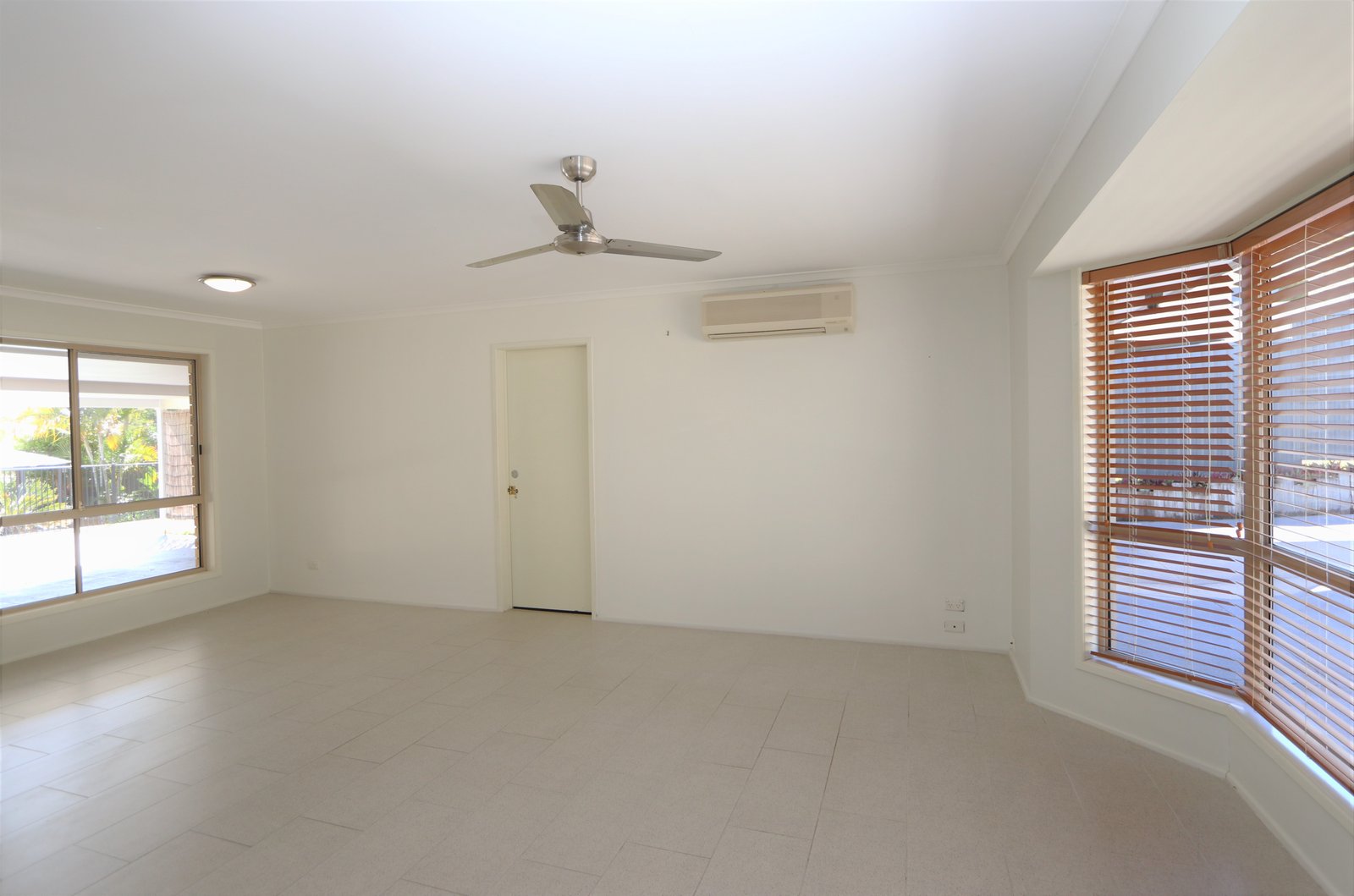 3 Langer Place ARUNDEL 7
