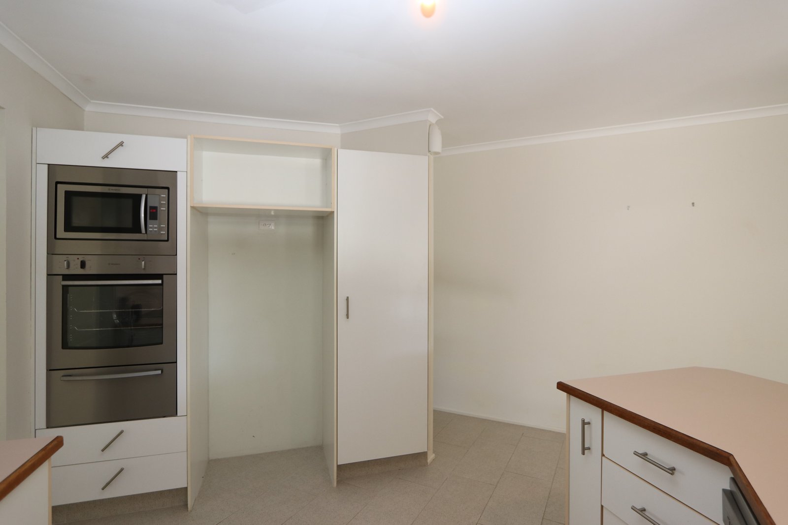 3 Langer Place ARUNDEL 17