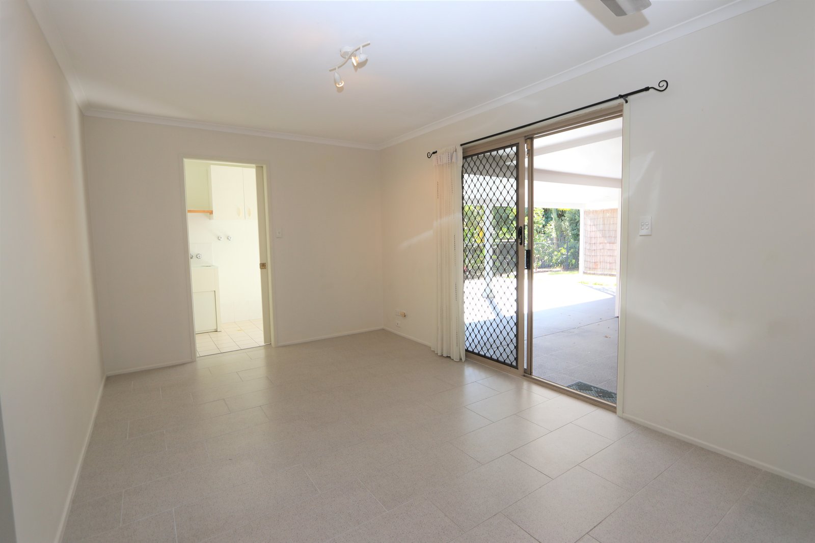 3 Langer Place ARUNDEL 19