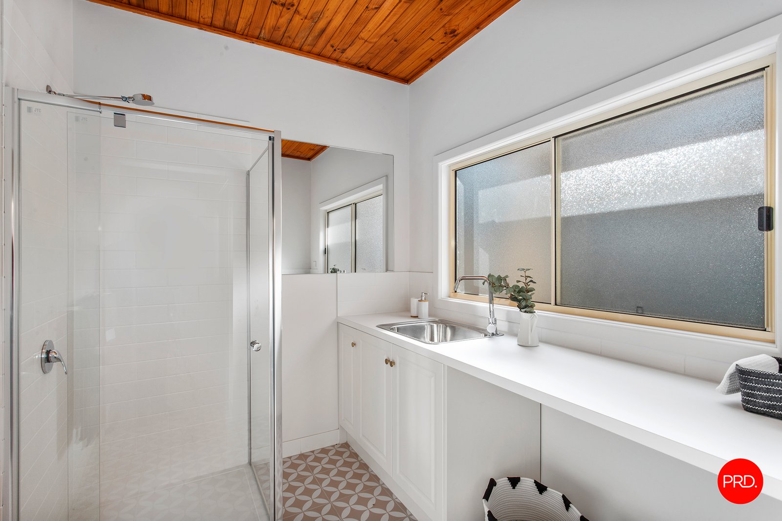 3 Lansell Street KANGAROO FLAT 16