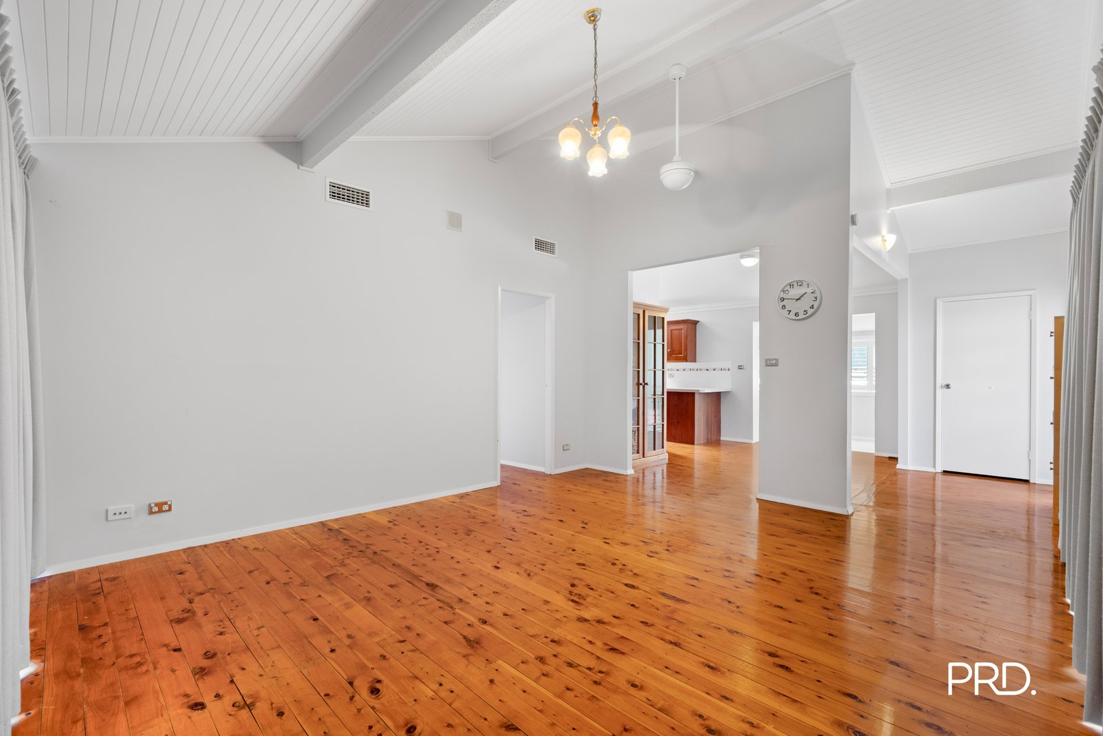 3 Lapstone Place LEONAY 4