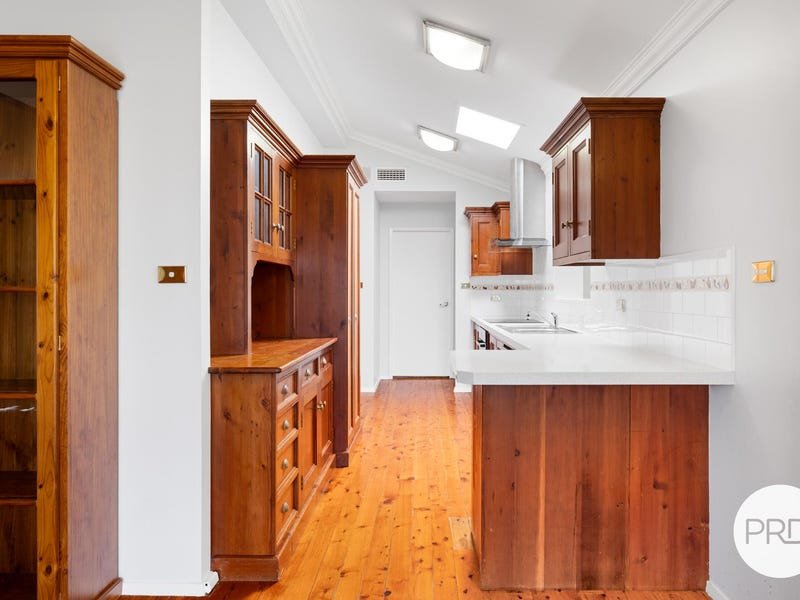 3 Lapstone Place LEONAY 2