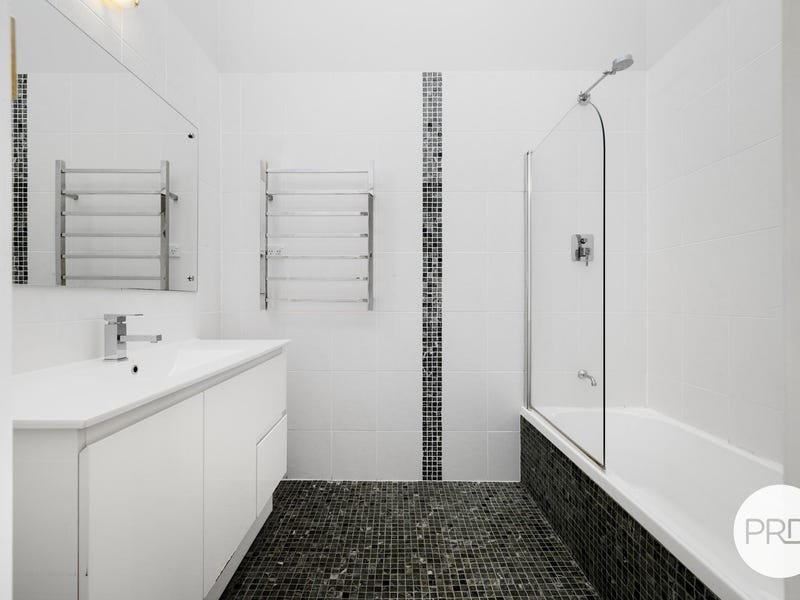 3 Lapstone Place LEONAY 7