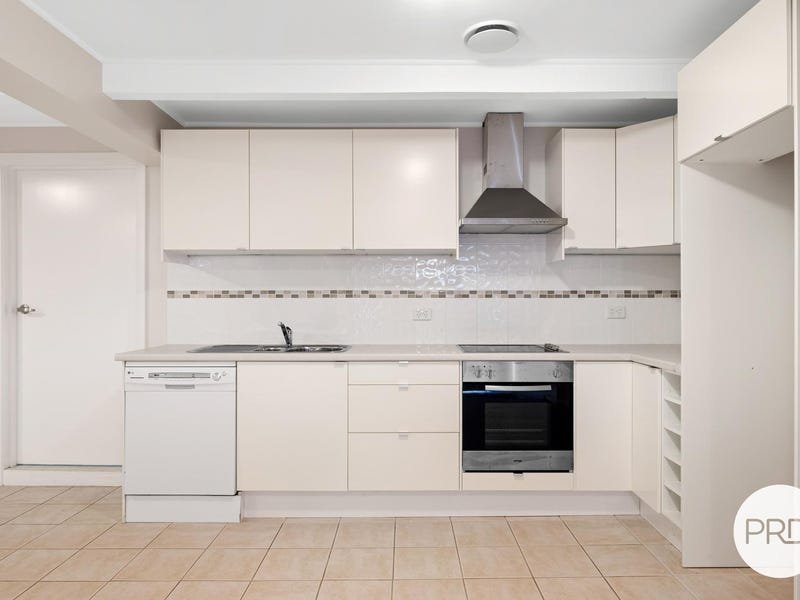 3 Lapstone Place LEONAY 8