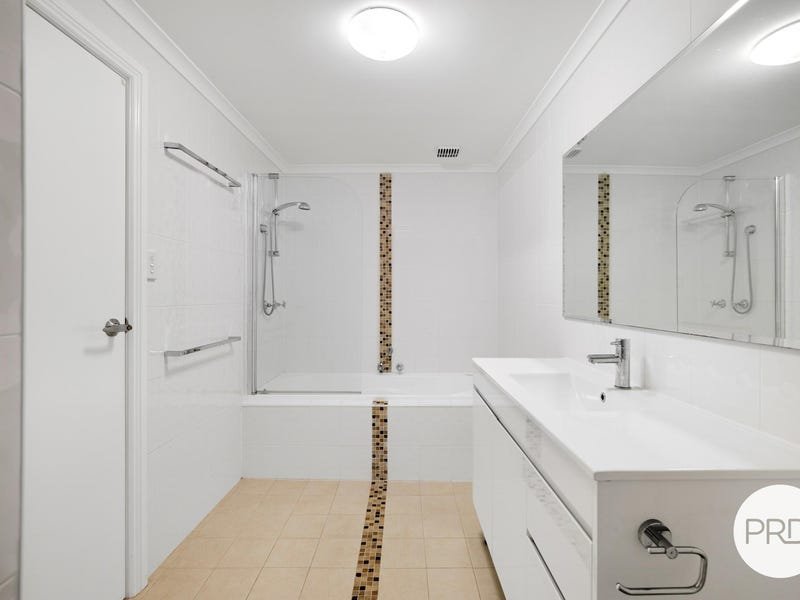 3 Lapstone Place LEONAY 12