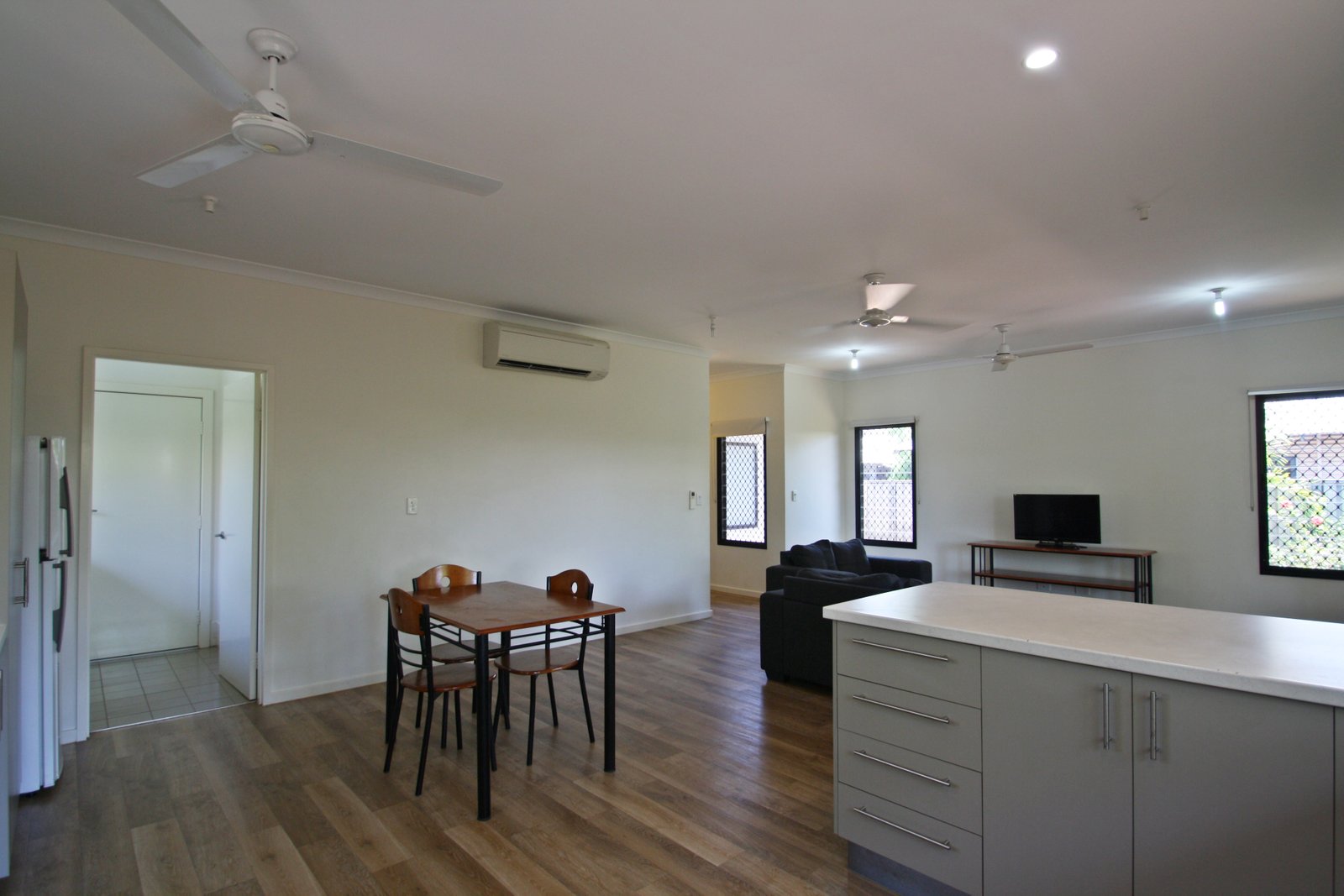 3 Larja Link CABLE BEACH 9
