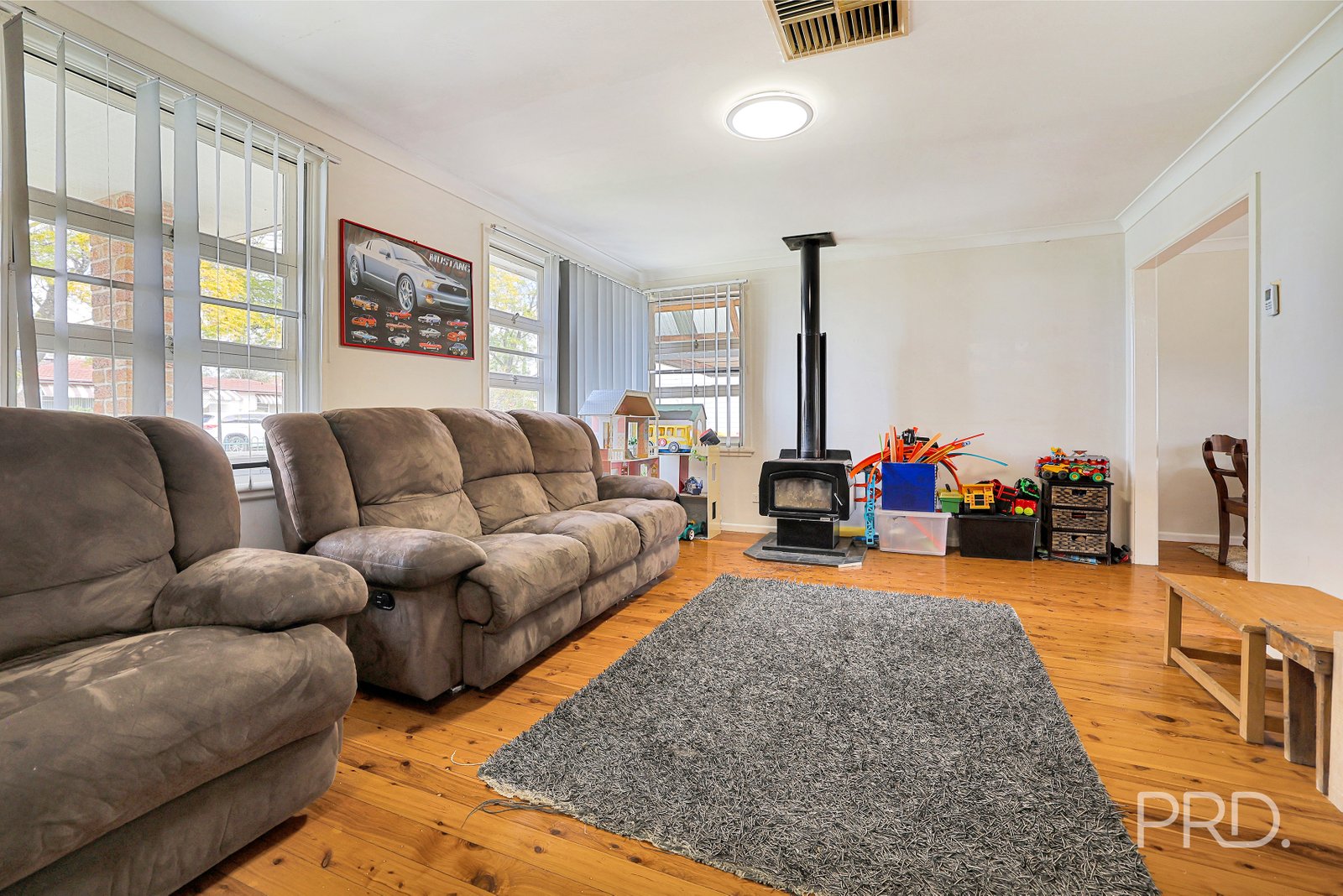 3 Larool Street SOUTH TAMWORTH 5