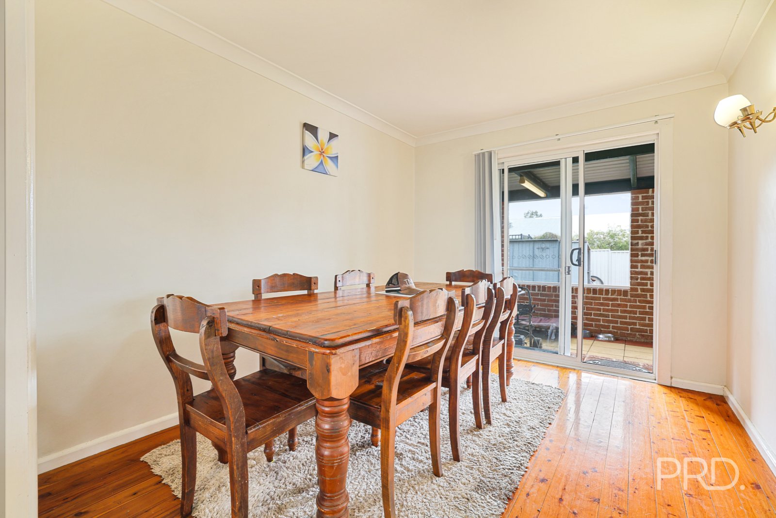 3 Larool Street SOUTH TAMWORTH 9