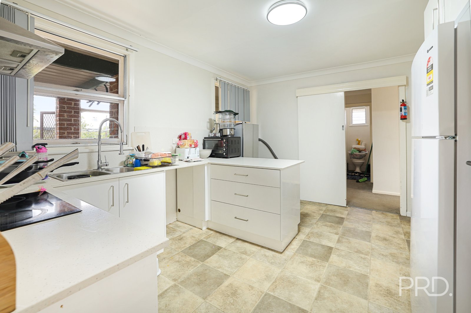 3 Larool Street SOUTH TAMWORTH 11