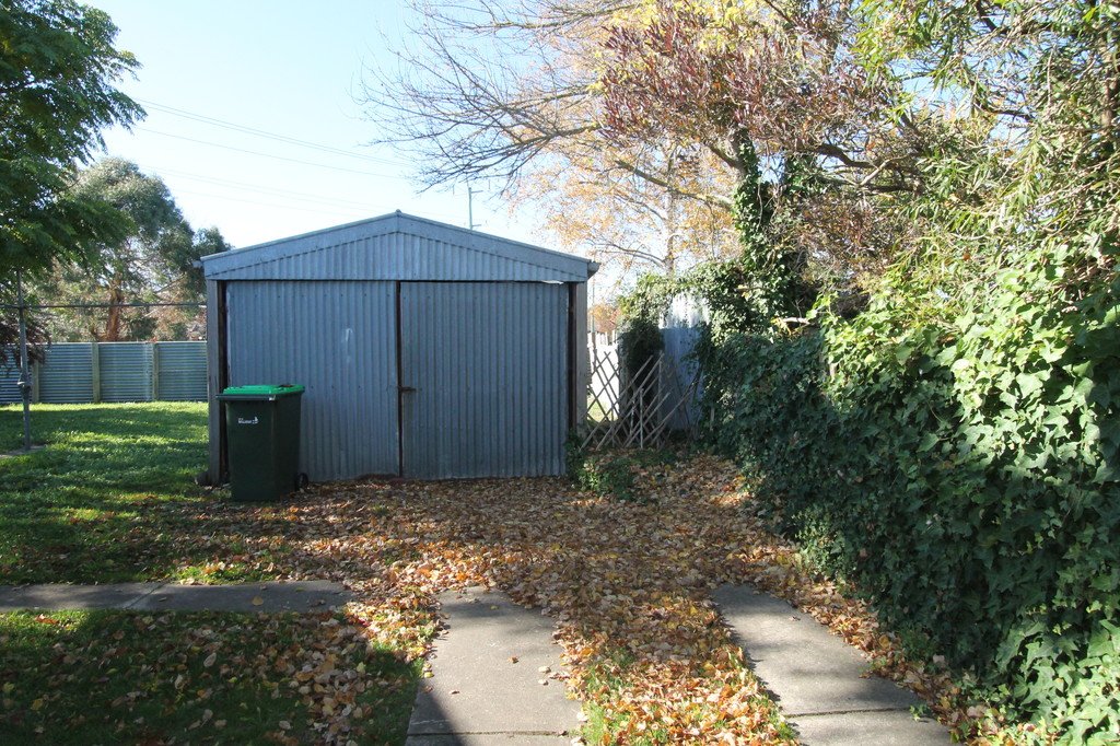 3 Larter Street BALLARAT EAST 11