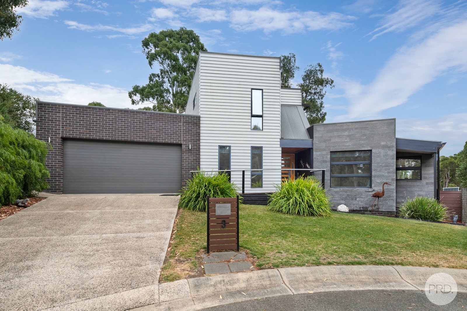 3 Lindsay Court CRESWICK 1