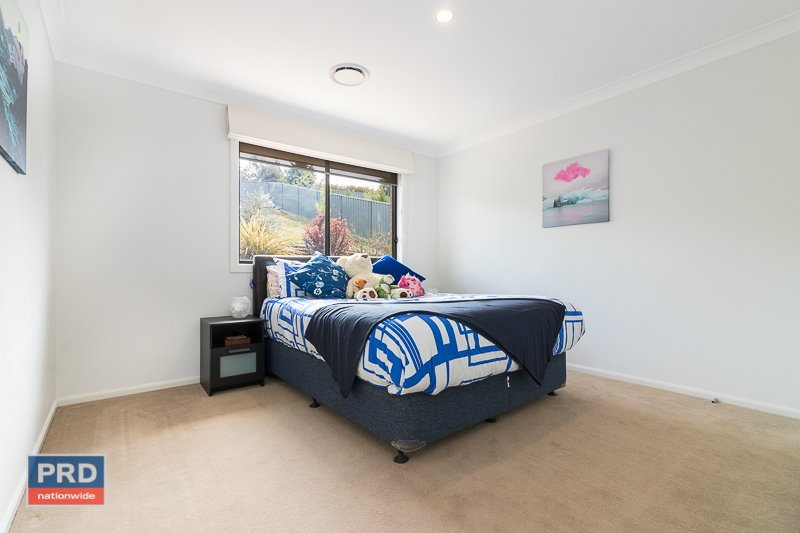 3 Lithgow Place BUNGENDORE 12