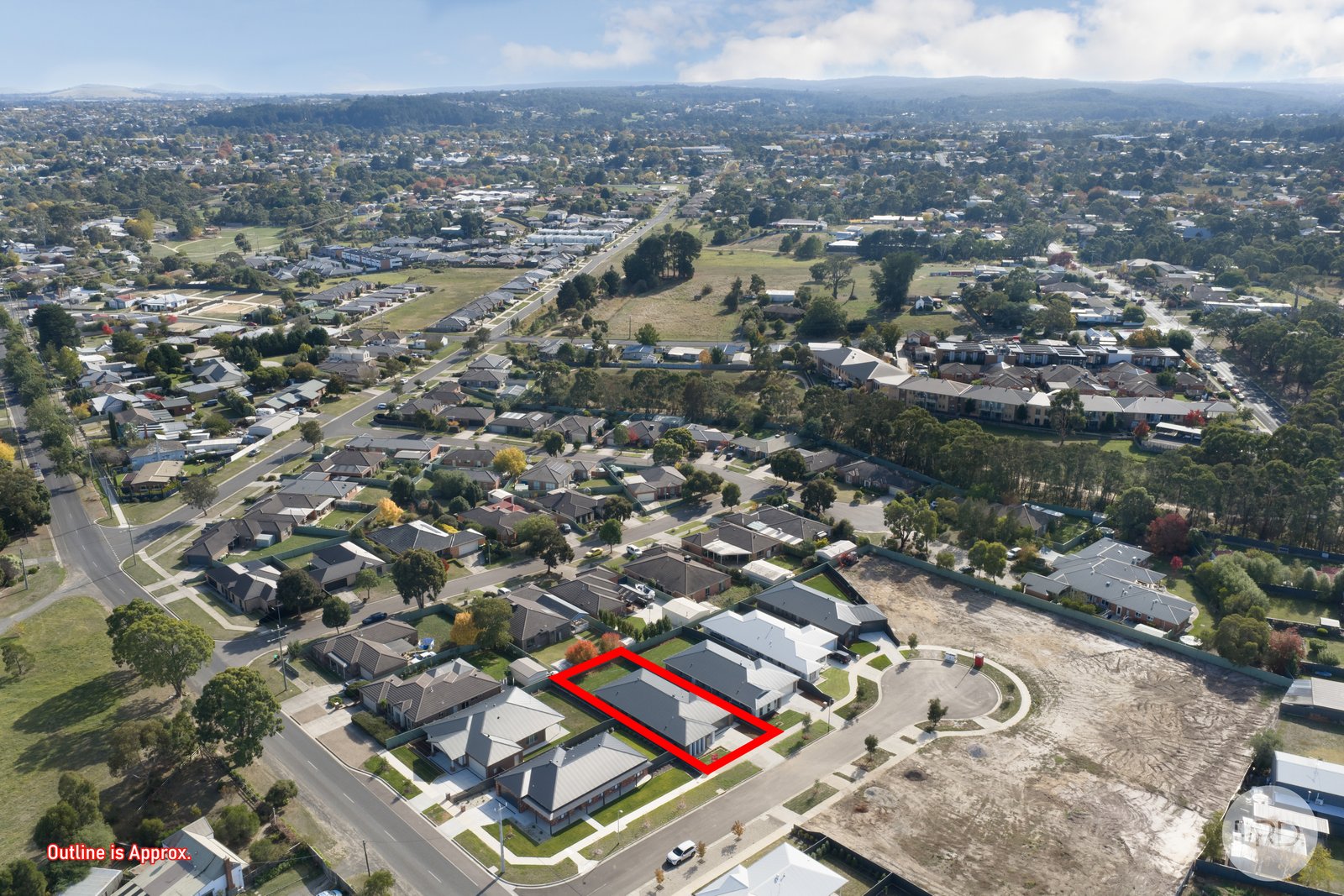 3 Livno Court CANADIAN 18