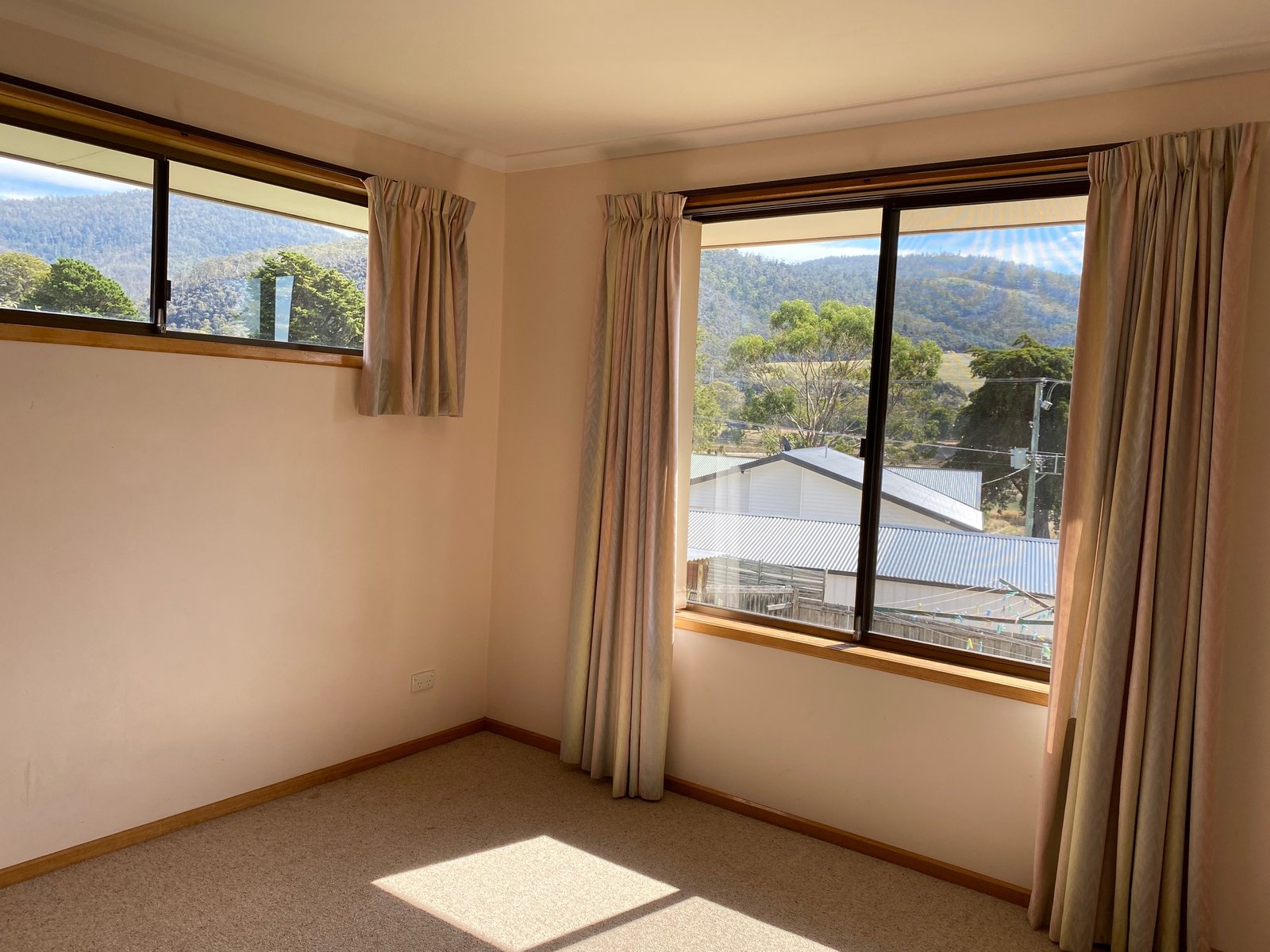 3 Longley Court GLENORCHY 9