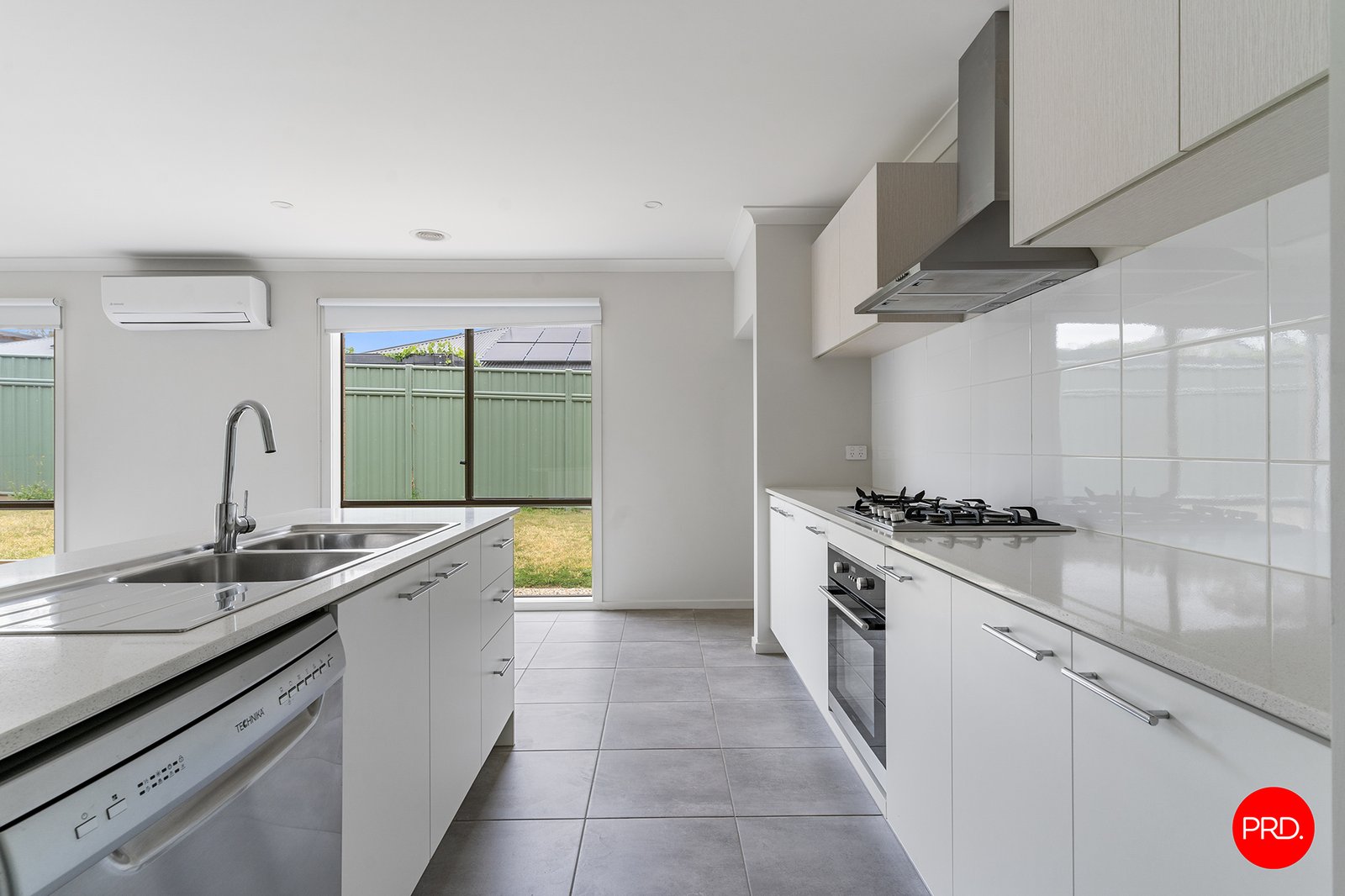 3 Loriini Place KANGAROO FLAT 4