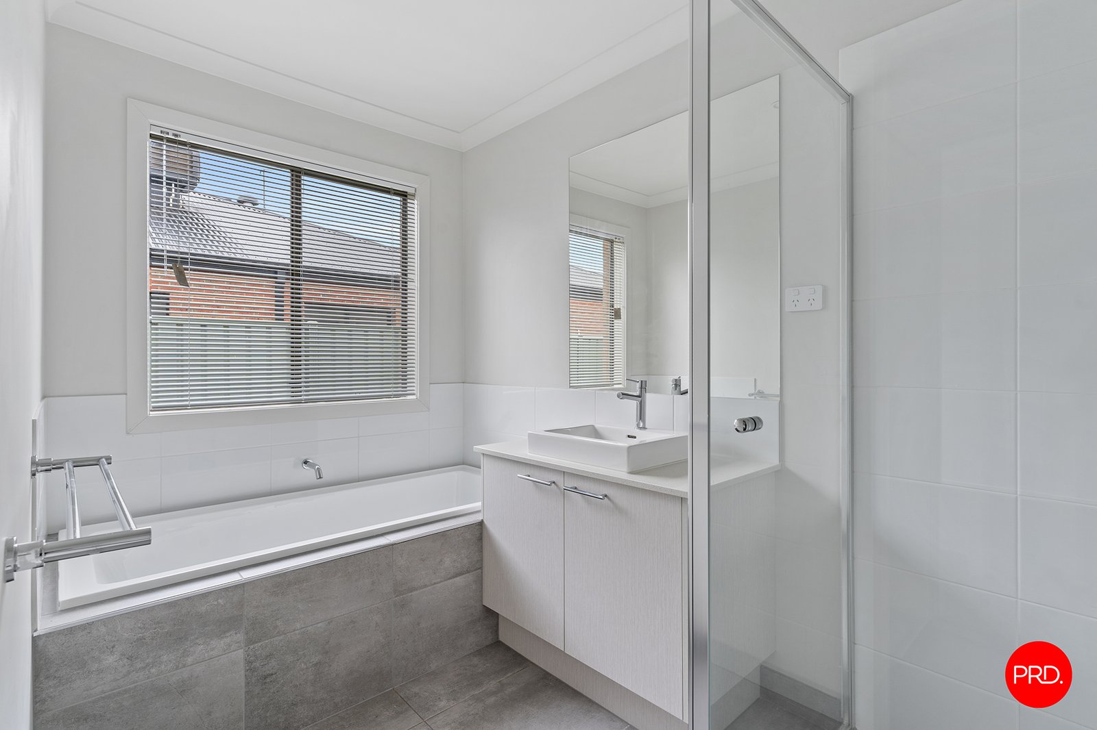 3 Loriini Place KANGAROO FLAT 15