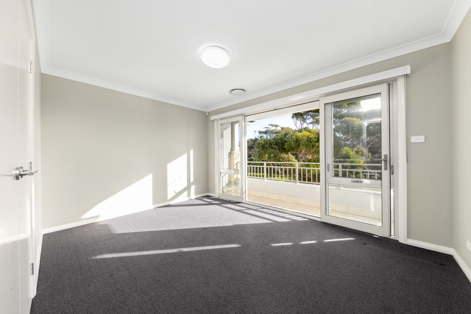 3 Lucas Avenue MALABAR 6