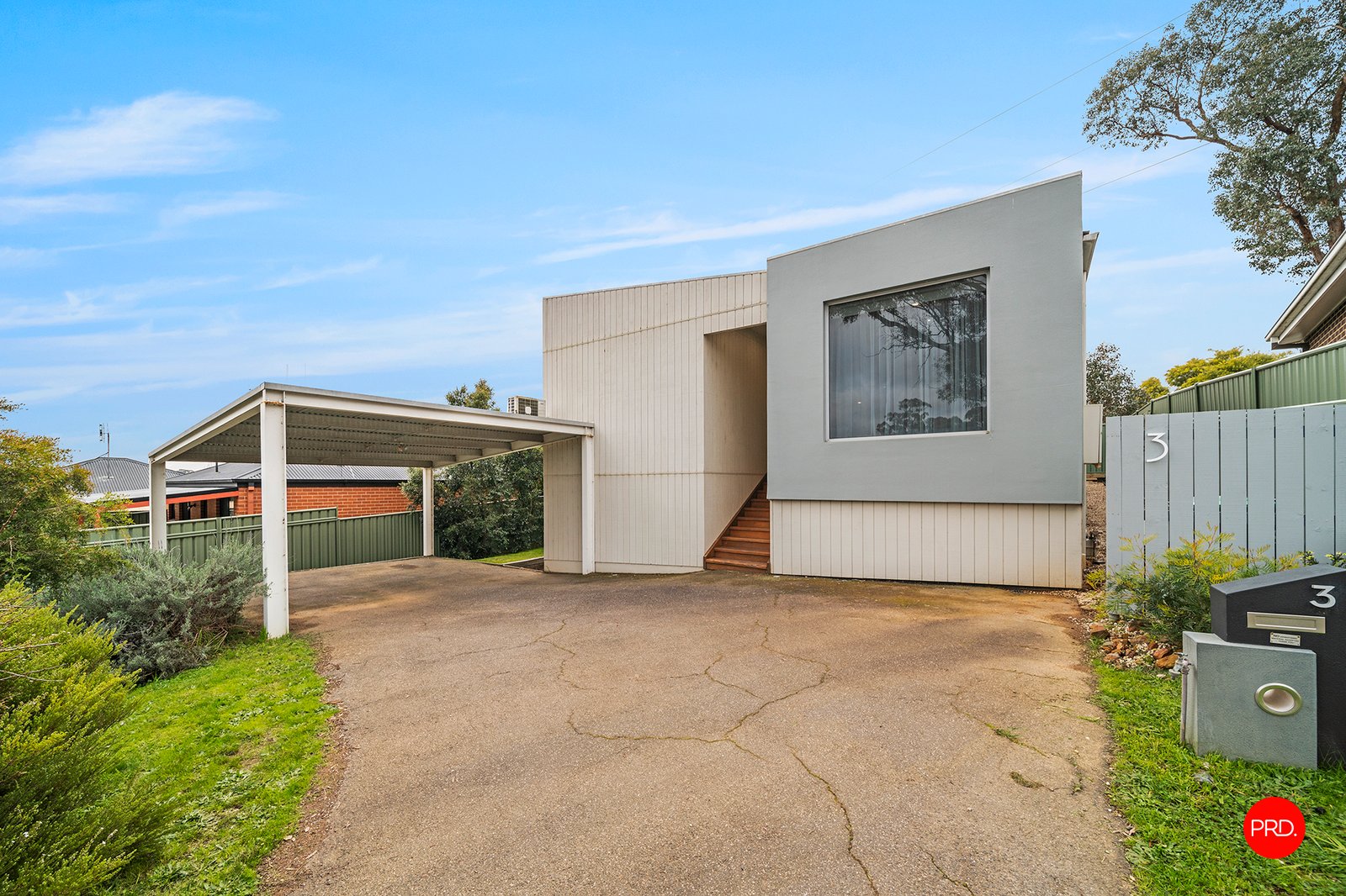 3 Luke Place FLORA HILL 3