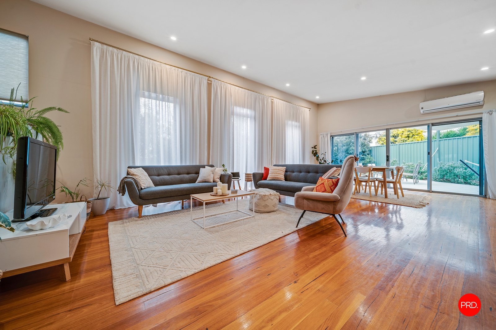 3 Luke Place FLORA HILL 7