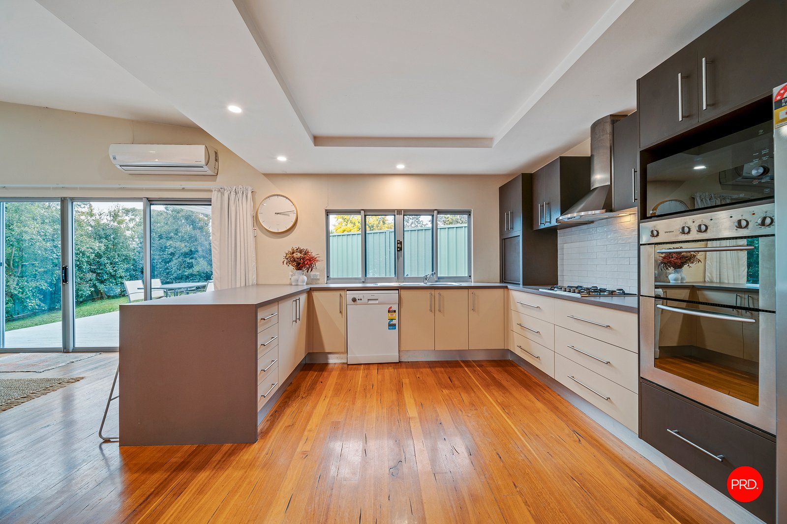 3 Luke Place FLORA HILL 3