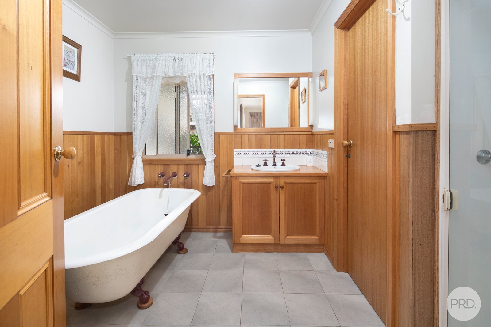 3 Lyons Street SKIPTON 13