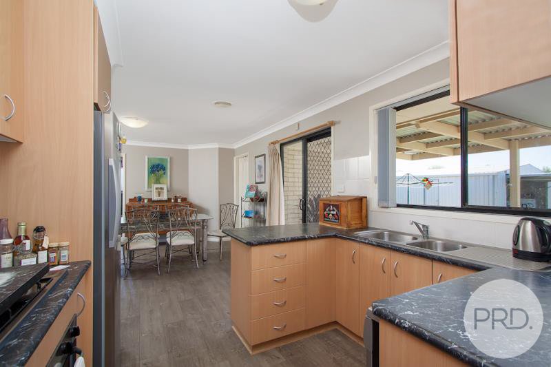 3 Mackay Place ASHMONT 3