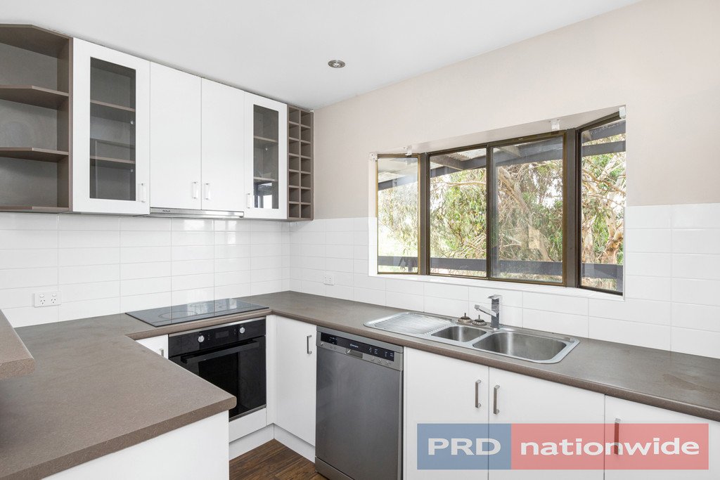3 Maddern Street BLACK HILL 2
