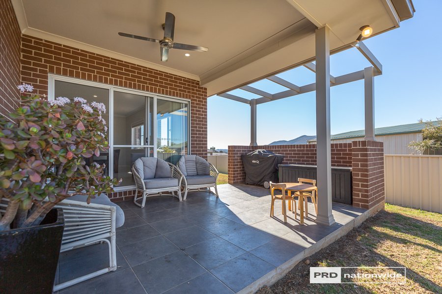 3 Magpie Drive TAMWORTH 17