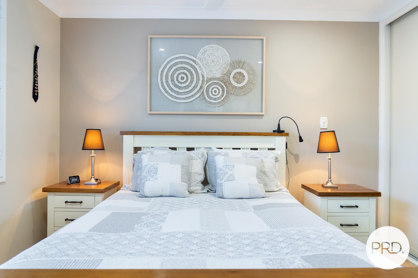 3 Mahogany Close LAKEWOOD 4