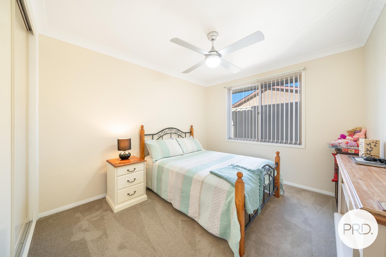 3 Mahogany Close LAKEWOOD 13