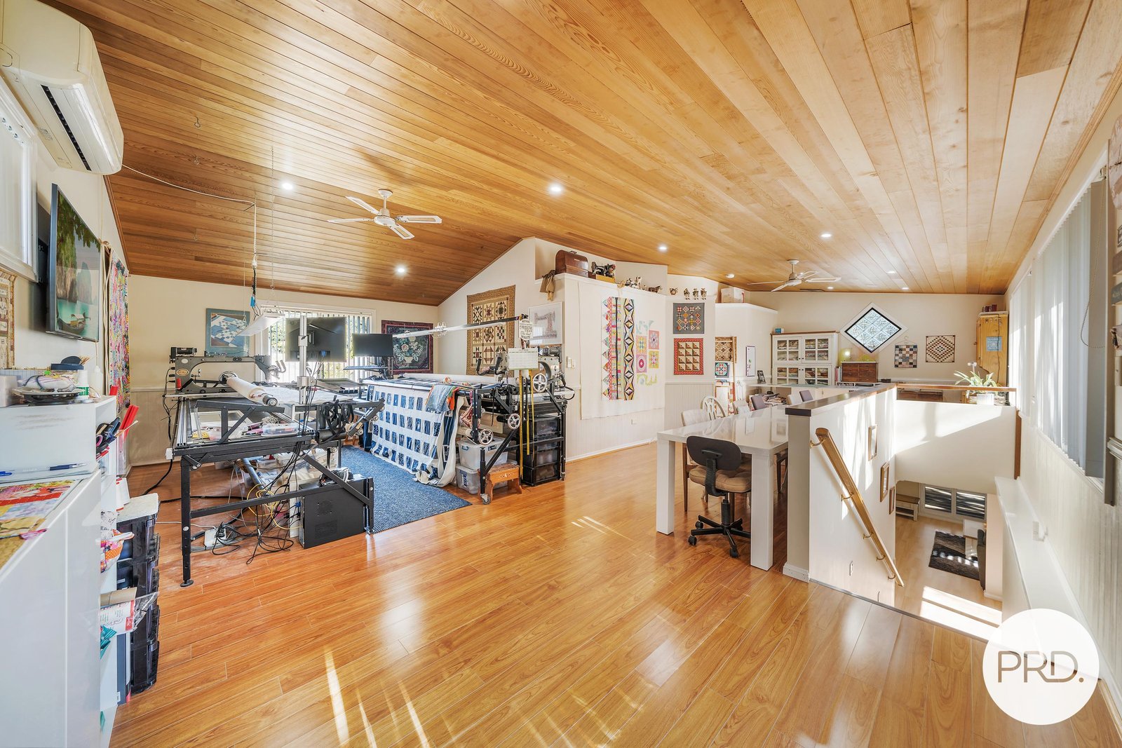 3 Mahogany Close LAKEWOOD 18