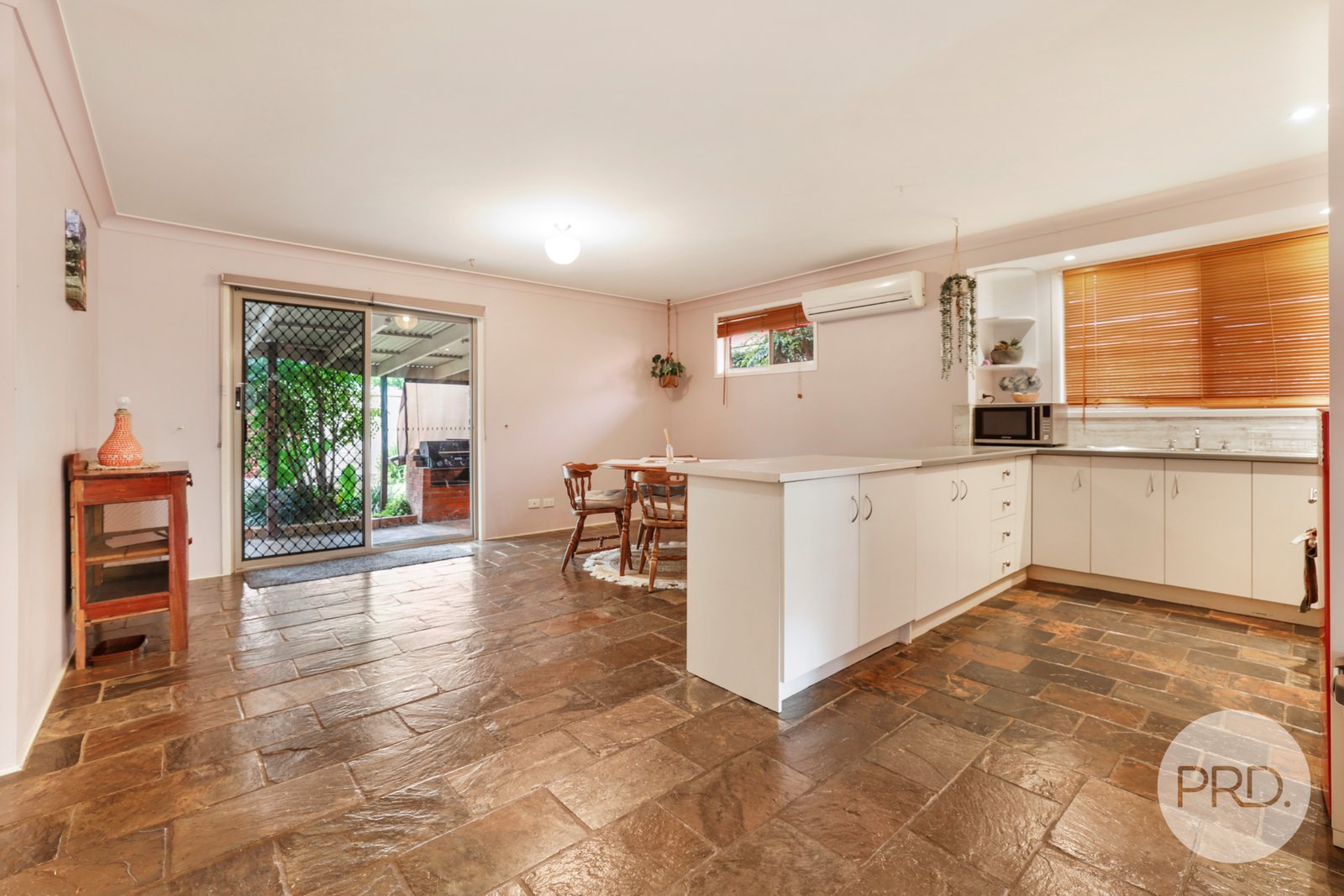 3 Maitland Street TAMWORTH 11